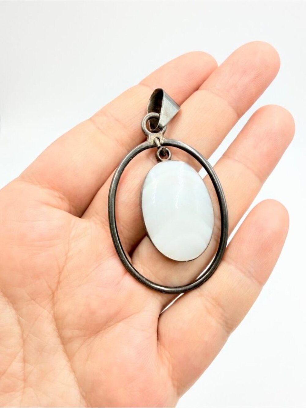 Mexico 925 White Stone Oval Sterling Silver Pendant